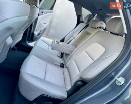 Сірий Хендай Туксон, об'ємом двигуна 2 л та пробігом 184 тис. км за 13950 $, фото 73 на Automoto.ua