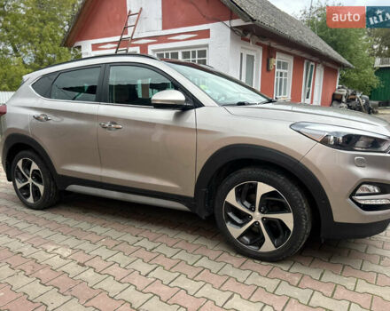 Серый Хендай Туксон, объемом двигателя 0 л и пробегом 219 тыс. км за 19499 $, фото 12 на Automoto.ua
