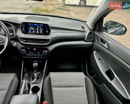 Хендай Туксон 2019 в Виннице на Automoto.ua Серый Хендай Туксон, объемом двигателя 2 л и пробегом 78 тыс. км за 21350 $, фото 35 на Automoto.ua