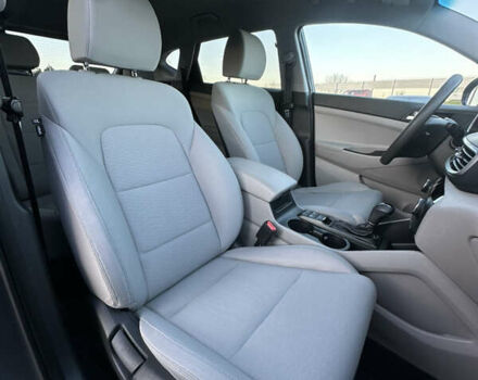 Хендай Туксон 2019 в Ивано-Франковске на Automoto.ua Серый Хендай Туксон, объемом двигателя 2 л и пробегом 86 тыс. км за 17500 $, фото 30 на Automoto.ua