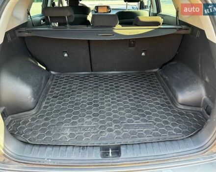 Серый Хендай Туксон, объемом двигателя 2 л и пробегом 34 тыс. км за 26000 $, фото 24 на Automoto.ua