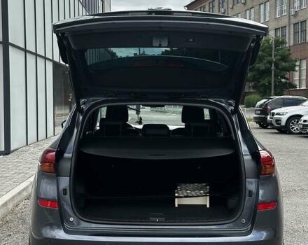 Серый Хендай Туксон, объемом двигателя 1.6 л и пробегом 168 тыс. км за 22000 $, фото 6 на Automoto.ua