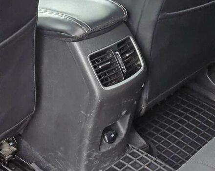 Сірий Хендай Туксон, об'ємом двигуна 2 л та пробігом 136 тис. км за 17300 $, фото 10 на Automoto.ua