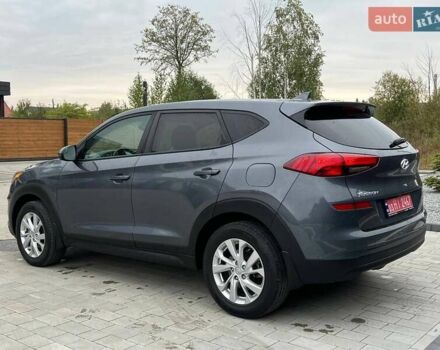 Сірий Хендай Туксон, об'ємом двигуна 2 л та пробігом 124 тис. км за 16480 $, фото 3 на Automoto.ua