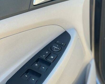 Сірий Хендай Туксон, об'ємом двигуна 2.4 л та пробігом 181 тис. км за 15300 $, фото 12 на Automoto.ua