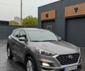 Сірий Хендай Туксон, об'ємом двигуна 2 л та пробігом 125 тис. км за 18000 $, фото 1 на Automoto.ua