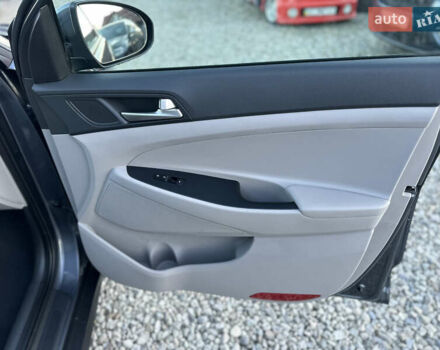 Хендай Туксон 2019 в Ивано-Франковске на Automoto.ua Серый Хендай Туксон, объемом двигателя 2 л и пробегом 86 тыс. км за 17500 $, фото 29 на Automoto.ua