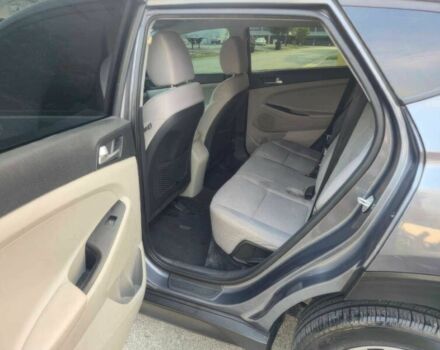 Хендай Туксон 2019 у Чернігові на Automoto.ua Сірий Хендай Туксон, об'ємом двигуна 2 л та пробігом 32 тис. км за 4800 $, фото 8 на Automoto.ua