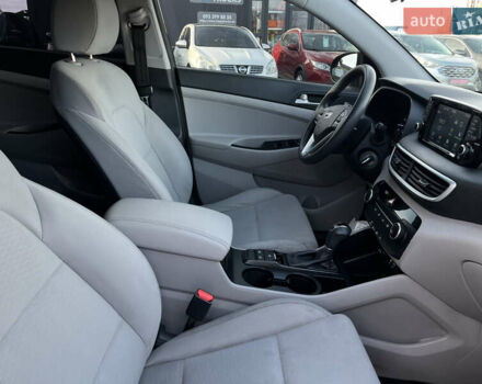 Сірий Хендай Туксон, об'ємом двигуна 0 л та пробігом 69 тис. км за 18350 $, фото 25 на Automoto.ua