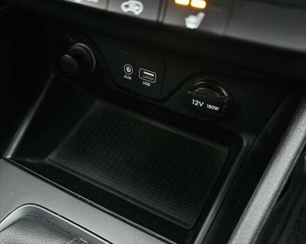 Сірий Хендай Туксон, об'ємом двигуна 2 л та пробігом 136 тис. км за 17300 $, фото 6 на Automoto.ua