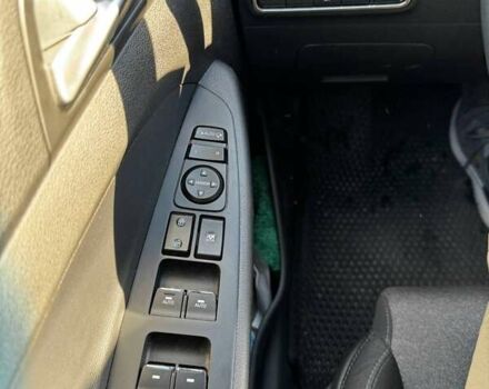 Серый Хендай Туксон, объемом двигателя 2 л и пробегом 34 тыс. км за 26000 $, фото 17 на Automoto.ua