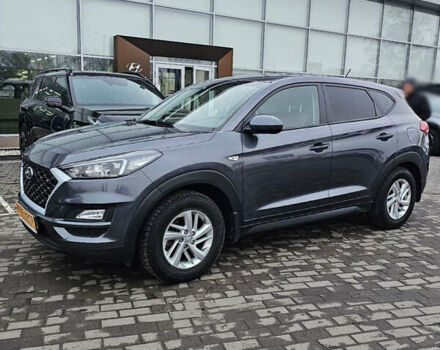 Сірий Хендай Туксон, об'ємом двигуна 2 л та пробігом 136 тис. км за 17300 $, фото 3 на Automoto.ua
