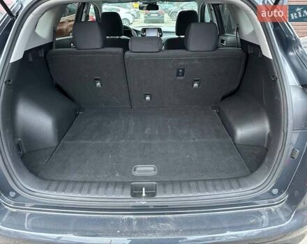 Сірий Хендай Туксон, об'ємом двигуна 2 л та пробігом 120 тис. км за 15999 $, фото 17 на Automoto.ua