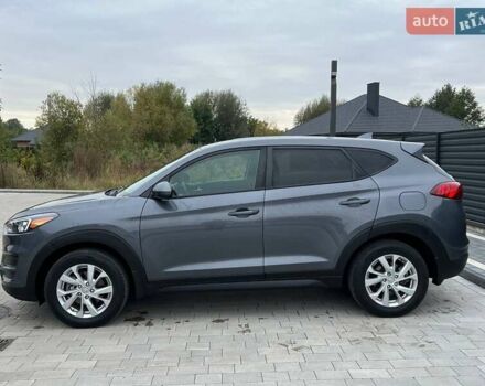 Сірий Хендай Туксон, об'ємом двигуна 2 л та пробігом 124 тис. км за 16480 $, фото 1 на Automoto.ua