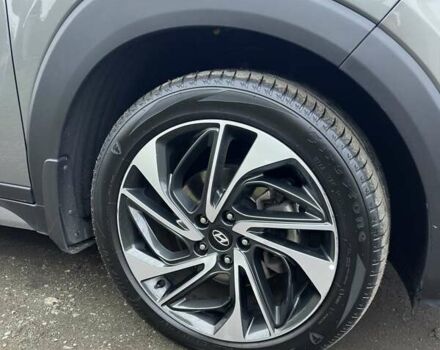 Сірий Хендай Туксон, об'ємом двигуна 2 л та пробігом 103 тис. км за 24700 $, фото 15 на Automoto.ua