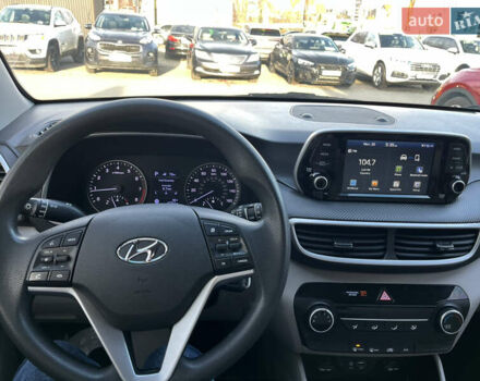 Сірий Хендай Туксон, об'ємом двигуна 0 л та пробігом 69 тис. км за 18350 $, фото 14 на Automoto.ua