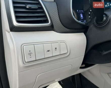 Сірий Хендай Туксон, об'ємом двигуна 0 л та пробігом 69 тис. км за 18350 $, фото 12 на Automoto.ua
