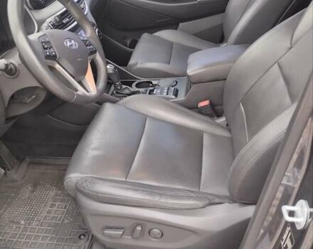 Сірий Хендай Туксон, об'ємом двигуна 2 л та пробігом 62 тис. км за 22800 $, фото 23 на Automoto.ua