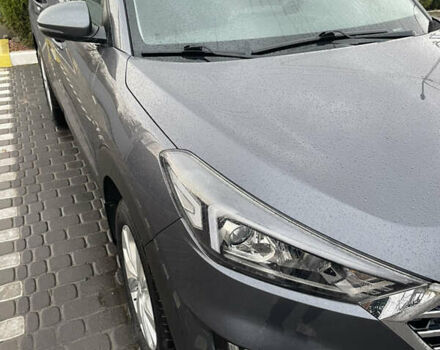 Серый Хендай Туксон, объемом двигателя 2 л и пробегом 140 тыс. км за 19700 $, фото 12 на Automoto.ua