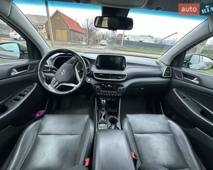 Сірий Хендай Туксон, об'ємом двигуна 2 л та пробігом 103 тис. км за 24700 $, фото 7 на Automoto.ua