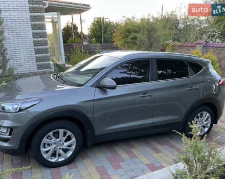 Сірий Хендай Туксон, об'ємом двигуна 2 л та пробігом 87 тис. км за 20500 $, фото 4 на Automoto.ua