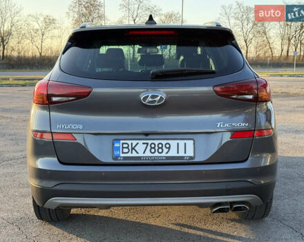 Серый Хендай Туксон, объемом двигателя 1.6 л и пробегом 214 тыс. км за 21000 $, фото 11 на Automoto.ua