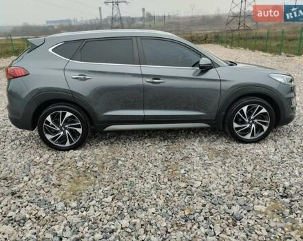 Сірий Хендай Туксон, об'ємом двигуна 2 л та пробігом 62 тис. км за 22800 $, фото 4 на Automoto.ua
