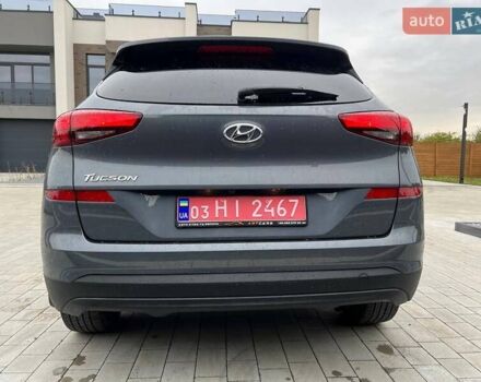 Сірий Хендай Туксон, об'ємом двигуна 2 л та пробігом 124 тис. км за 16480 $, фото 2 на Automoto.ua
