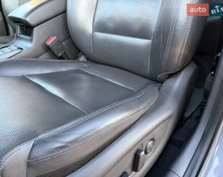 Серый Хендай Туксон, объемом двигателя 1.6 л и пробегом 214 тыс. км за 21000 $, фото 57 на Automoto.ua