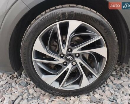 Сірий Хендай Туксон, об'ємом двигуна 2 л та пробігом 62 тис. км за 22800 $, фото 13 на Automoto.ua
