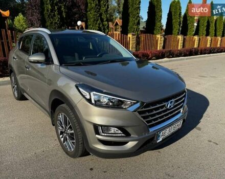 Серый Хендай Туксон, объемом двигателя 2 л и пробегом 34 тыс. км за 26000 $, фото 1 на Automoto.ua