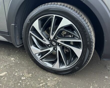 Сірий Хендай Туксон, об'ємом двигуна 2 л та пробігом 103 тис. км за 24700 $, фото 13 на Automoto.ua