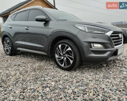 Сірий Хендай Туксон, об'ємом двигуна 2 л та пробігом 62 тис. км за 22800 $, фото 3 на Automoto.ua