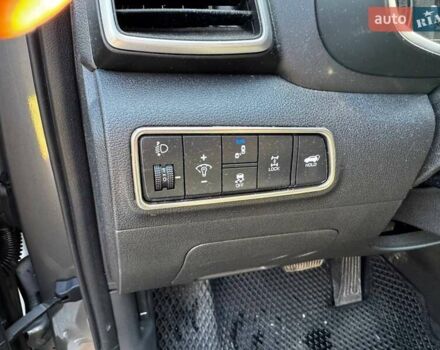 Серый Хендай Туксон, объемом двигателя 2 л и пробегом 34 тыс. км за 26000 $, фото 18 на Automoto.ua