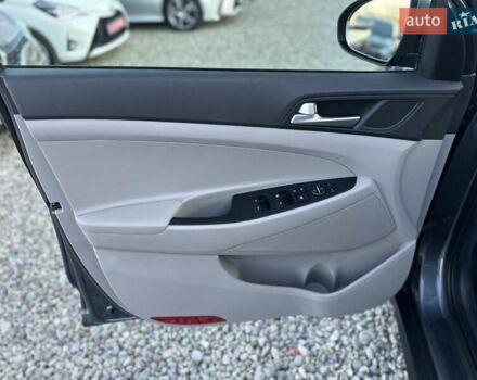 Хендай Туксон 2019 в Ивано-Франковске на Automoto.ua Серый Хендай Туксон, объемом двигателя 2 л и пробегом 86 тыс. км за 17500 $, фото 16 на Automoto.ua