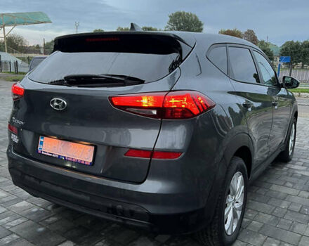 Серый Хендай Туксон, объемом двигателя 2 л и пробегом 204 тыс. км за 17600 $, фото 7 на Automoto.ua