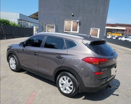 Сірий Хендай Туксон, об'ємом двигуна 2 л та пробігом 200 тис. км за 20000 $, фото 1 на Automoto.ua