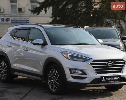 Сірий Хендай Туксон, об'ємом двигуна 2.36 л та пробігом 118 тис. км за 19000 $, фото 2 на Automoto.ua