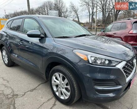 Серый Хендай Туксон, объемом двигателя 2 л и пробегом 120 тыс. км за 16500 $, фото 3 на Automoto.ua