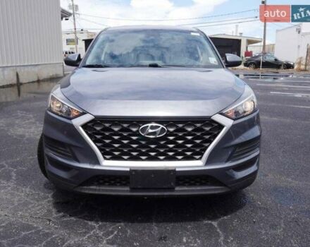 Сірий Хендай Туксон, об'ємом двигуна 2.4 л та пробігом 103 тис. км за 3100 $, фото 1 на Automoto.ua