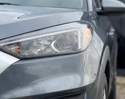 Сірий Хендай Туксон, об'ємом двигуна 2.4 л та пробігом 181 тис. км за 15300 $, фото 10 на Automoto.ua