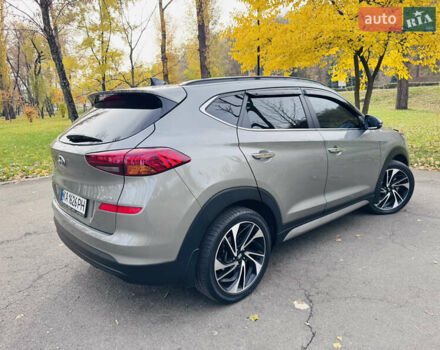 Серый Хендай Туксон, объемом двигателя 2 л и пробегом 130 тыс. км за 22700 $, фото 42 на Automoto.ua