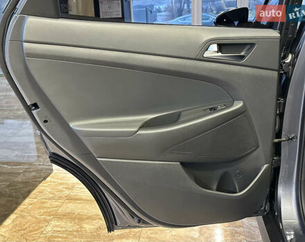 Серый Хендай Туксон, объемом двигателя 1.6 л и пробегом 147 тыс. км за 20500 $, фото 30 на Automoto.ua