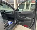 Сірий Хендай Туксон, об'ємом двигуна 2 л та пробігом 124 тис. км за 16480 $, фото 20 на Automoto.ua