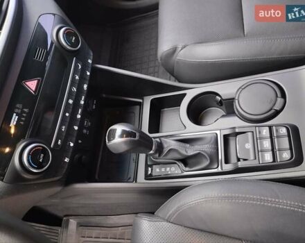 Сірий Хендай Туксон, об'ємом двигуна 2 л та пробігом 62 тис. км за 22800 $, фото 25 на Automoto.ua