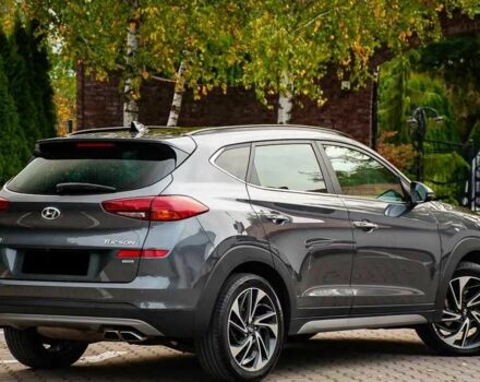 Серый Хендай Туксон, объемом двигателя 1.6 л и пробегом 100 тыс. км за 9900 $, фото 9 на Automoto.ua