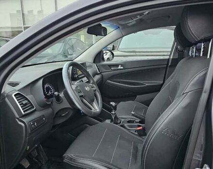 Сірий Хендай Туксон, об'ємом двигуна 2 л та пробігом 136 тис. км за 17300 $, фото 21 на Automoto.ua