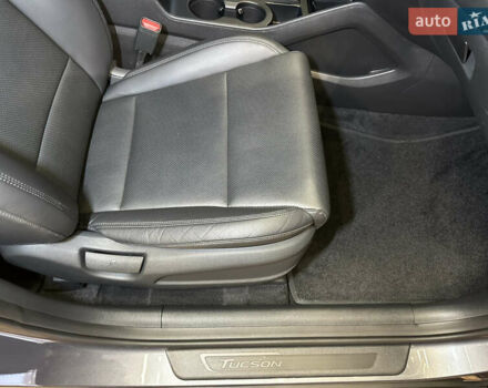 Серый Хендай Туксон, объемом двигателя 1.6 л и пробегом 147 тыс. км за 20500 $, фото 45 на Automoto.ua