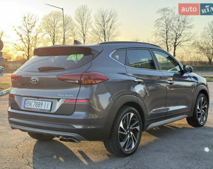 Серый Хендай Туксон, объемом двигателя 1.6 л и пробегом 214 тыс. км за 21000 $, фото 12 на Automoto.ua