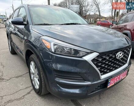 Сірий Хендай Туксон, об'ємом двигуна 2 л та пробігом 120 тис. км за 15999 $, фото 2 на Automoto.ua